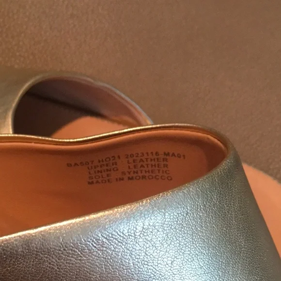 J. Crew Slip-On Leather Flats  (9.5) - Picture 6 of 8